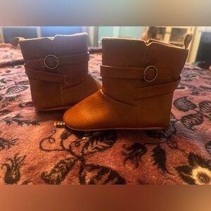 Old Navy Tan Kids Boots with Buckle